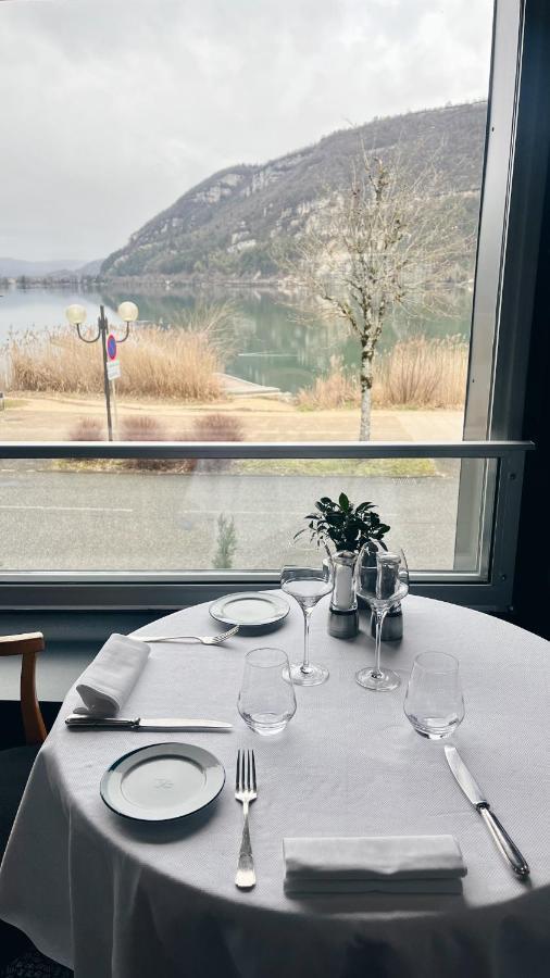Hotel-Restaurant De L'Embarcadere ナンテュア エクステリア 写真