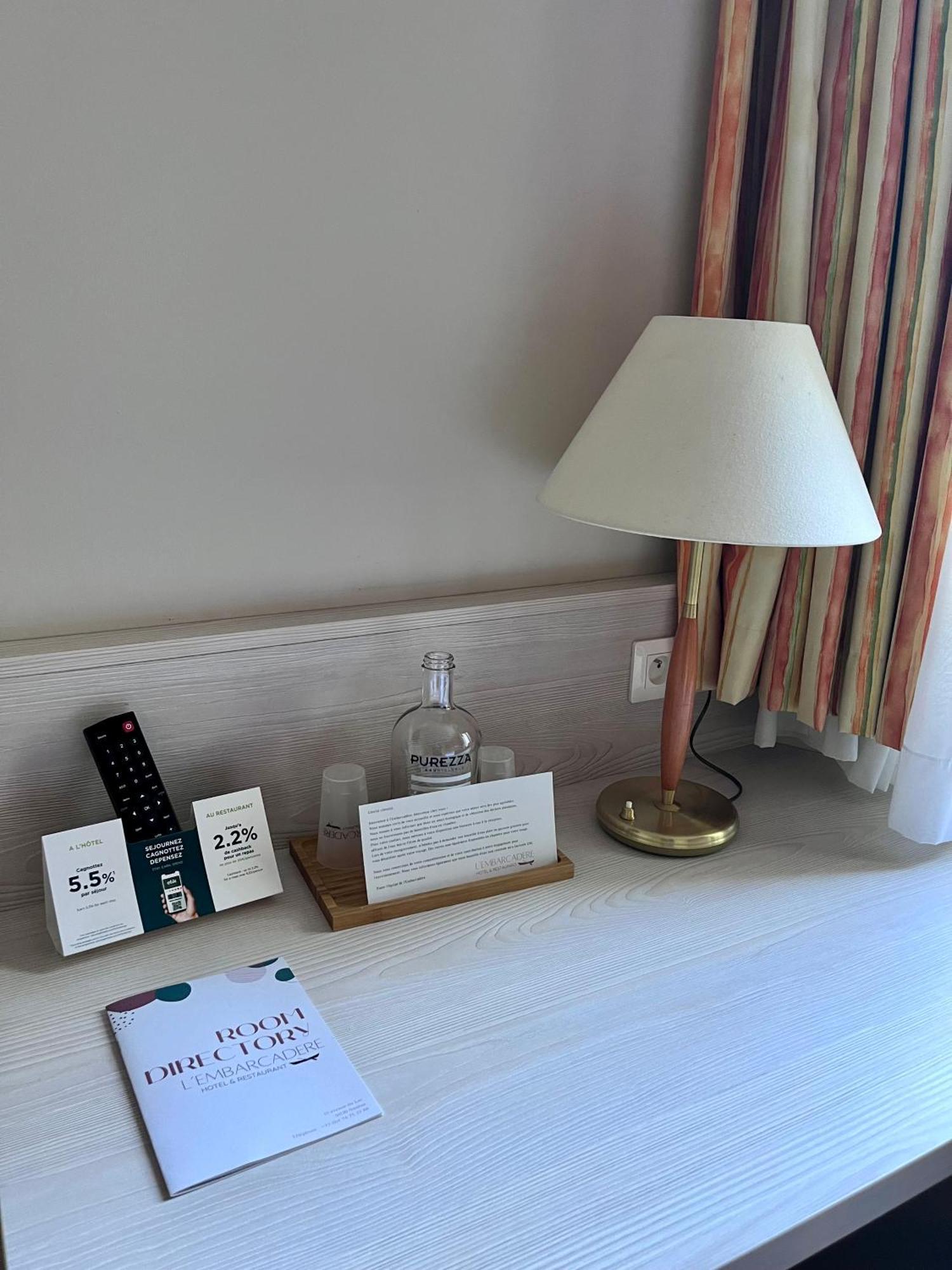 Hotel-Restaurant De L'Embarcadere ナンテュア エクステリア 写真
