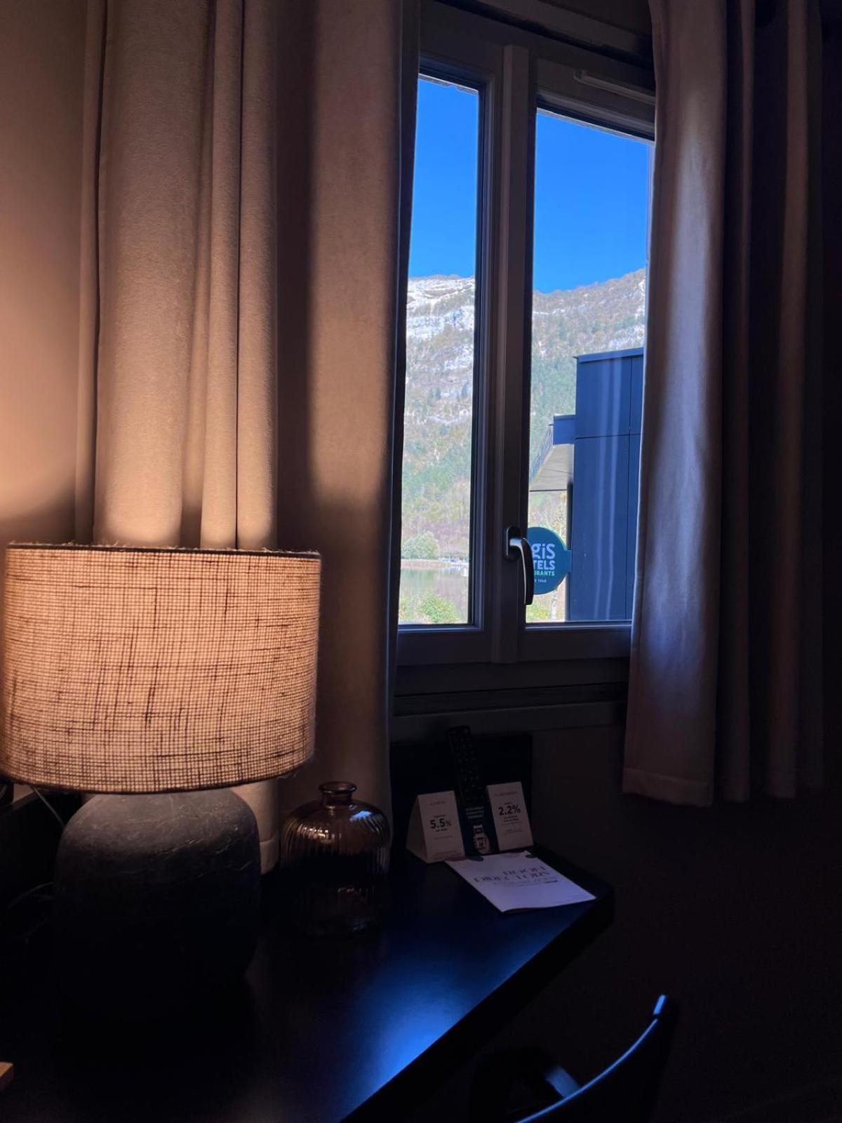 Hotel-Restaurant De L'Embarcadere ナンテュア エクステリア 写真